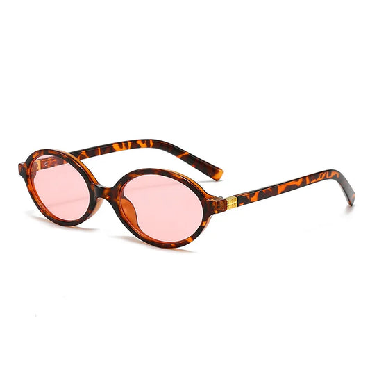 A Pair of Oval Retro PC Glasses for Men and Women with A Small Face Design/versatile for Multiple Indoor Scenes