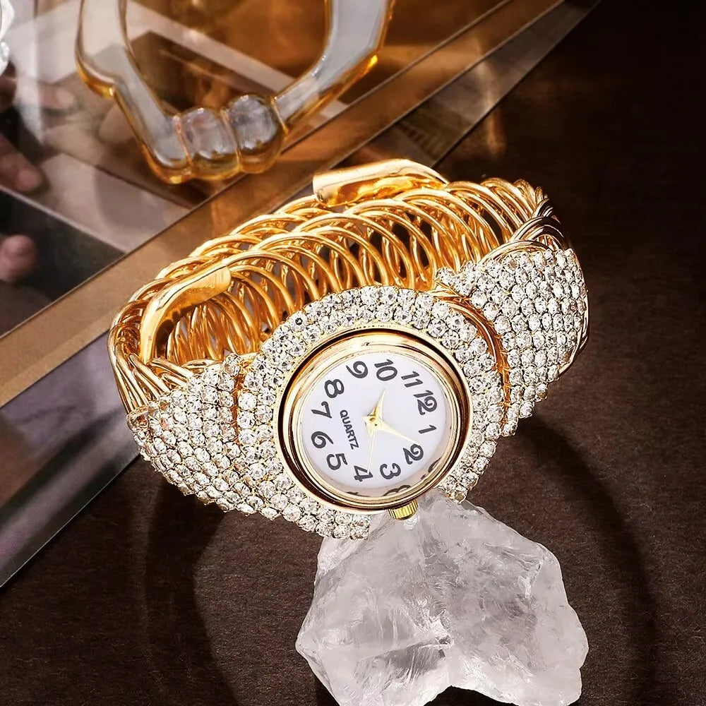 Korean Fashionable Light Quartz Bracelet Watch