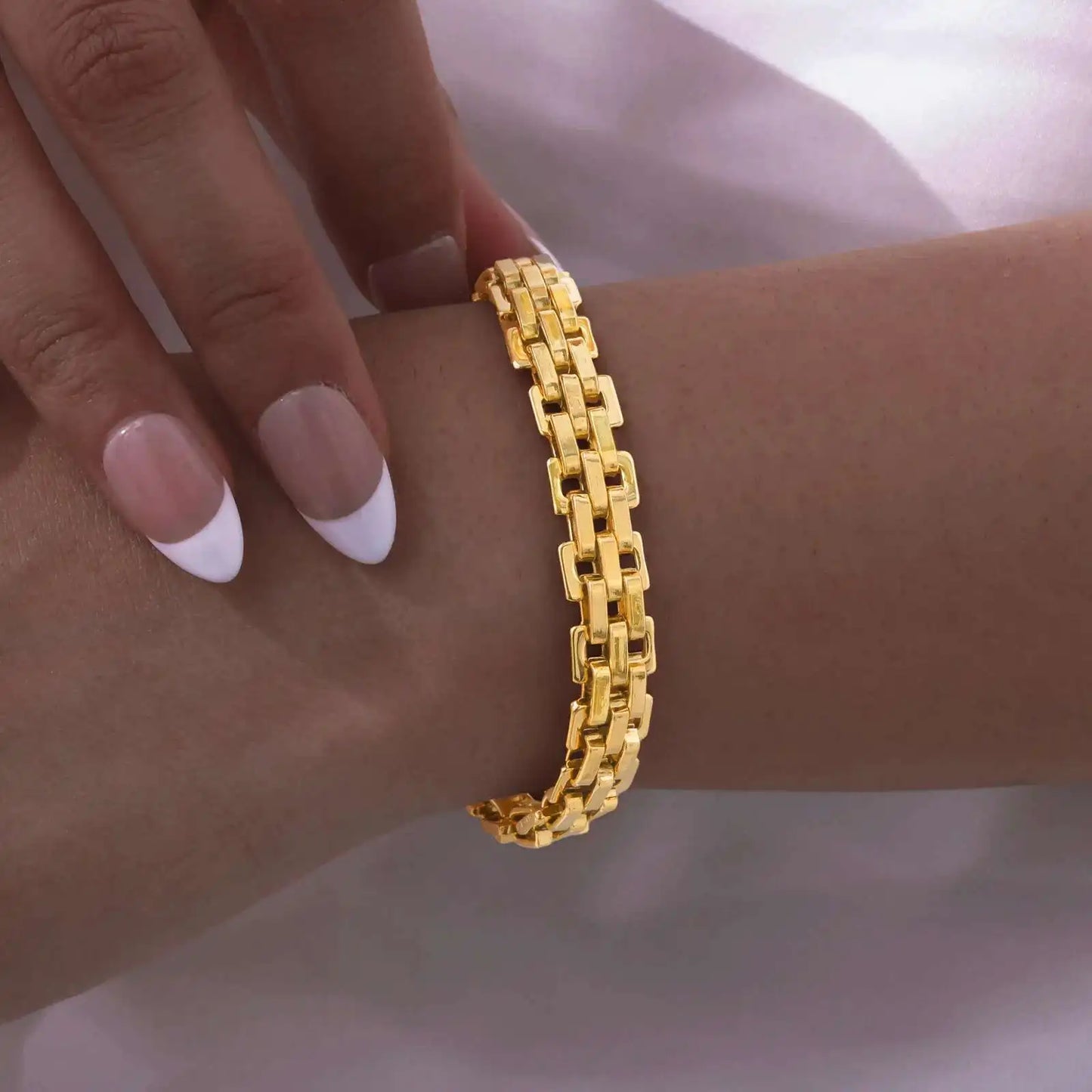 Prjewel Women's Watch Strap Bracelet Gold Color Stainless Steel Bracelet Fashion Party Waterproof Jewelry for Women Girl Gifts