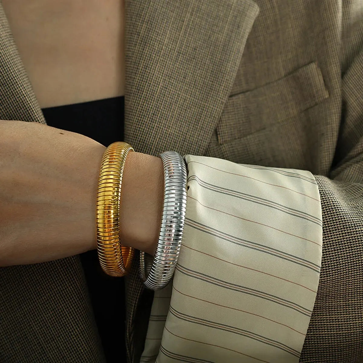 Nova - Waterproof 18K Stainless Retro Bracelet