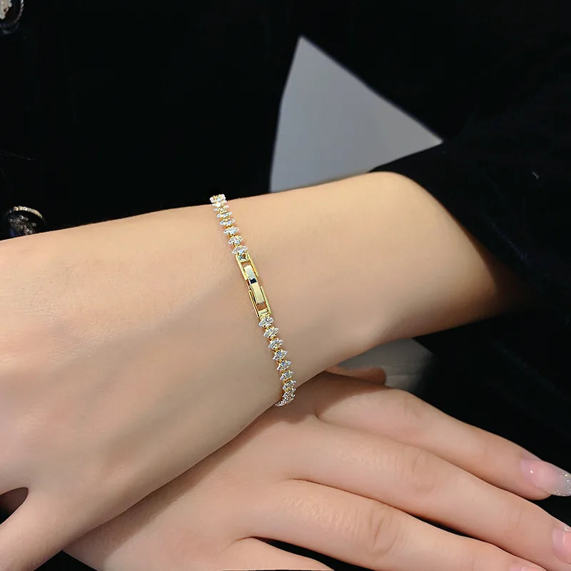 Lucy - 18K Gold Marquise Tennis