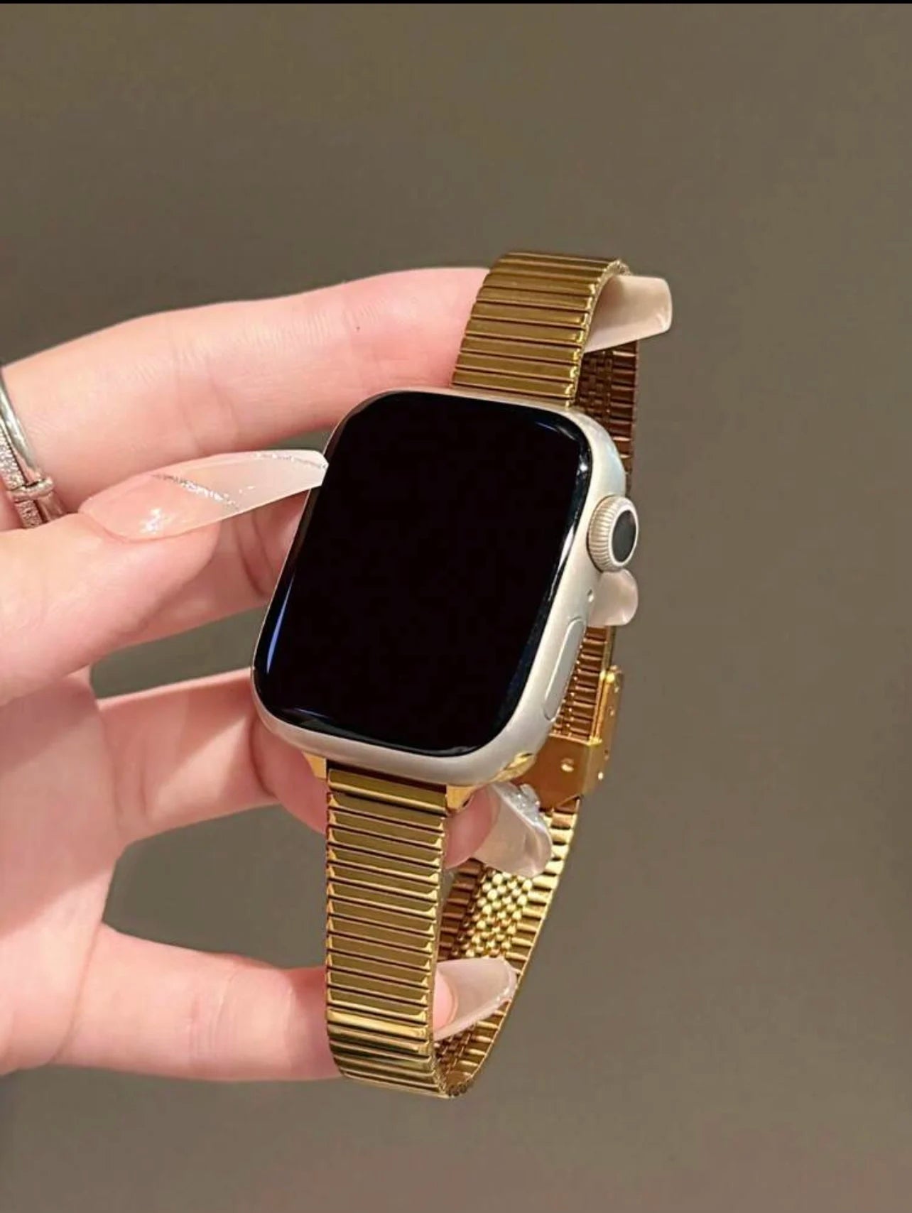 Luxury bracelet For Apple Watch band link women Series 11/8/7/6/10/9 40mm 41mm 38mm 42mm 44mm 45mm 46mm Strap