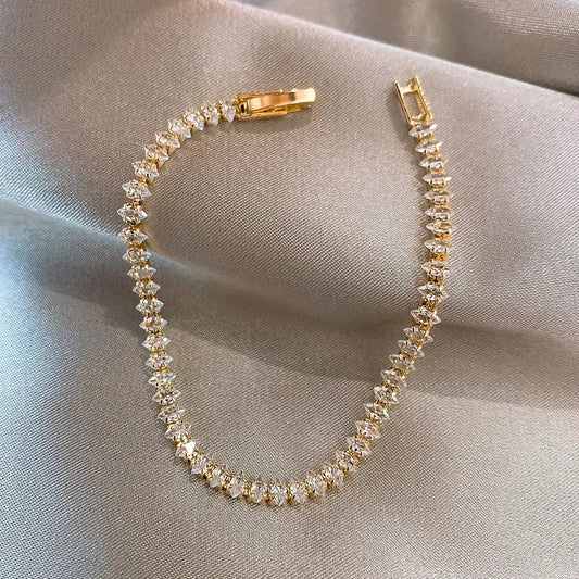 Lucy - 18K Gold Marquise Tennis