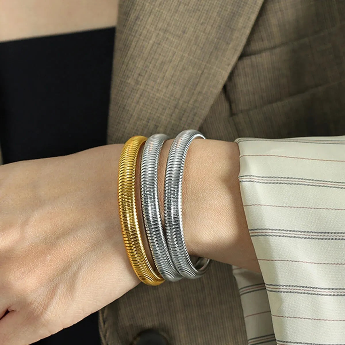Nova - Waterproof 18K Stainless Retro Bracelet